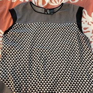 White and Black patterned work top